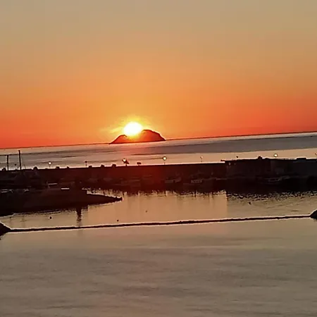 L'espigo De Saoret Primera Linea Playa Centro Soleado Y Recien Renovado