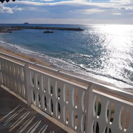 L'espigo De Saoret Primera Linea Playa Centro Soleado Y Recien Renovado Apartamento